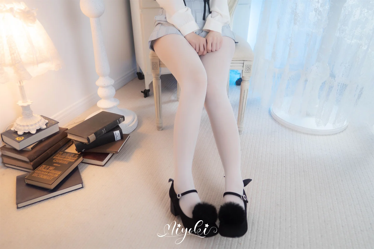 铃木美咲软软趴在床单上_假日秘会_中卷_34P,1V_949MB tg@simisebaisi 【丝足阁】001.webp